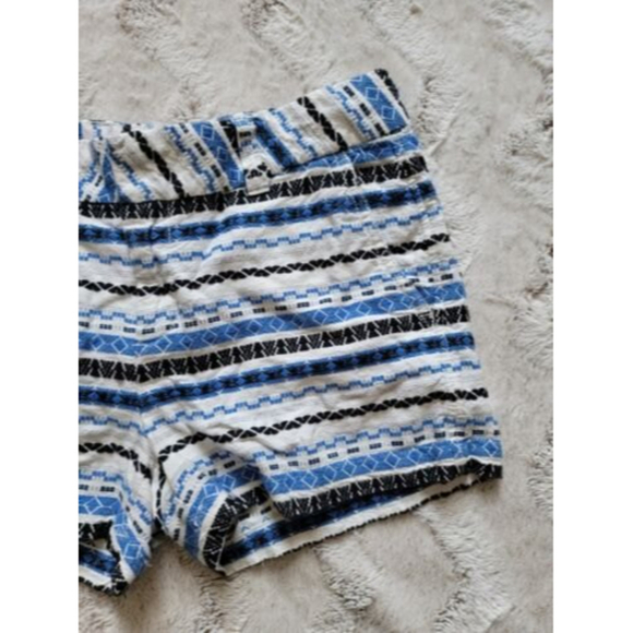 Khakis By Gap 100% Cotton The City 3 Inch Short Blue White Stripe Size 2 - Picture 3 of 11